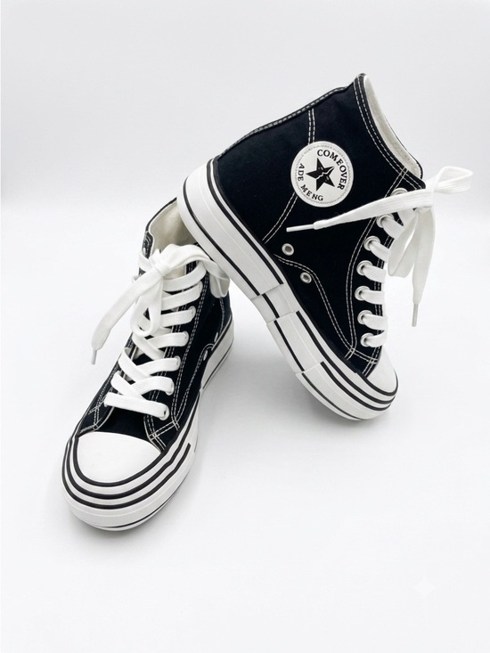 comeover Shoes - Women's High-Top Sneakers - Black & White Canvas - US Size 5